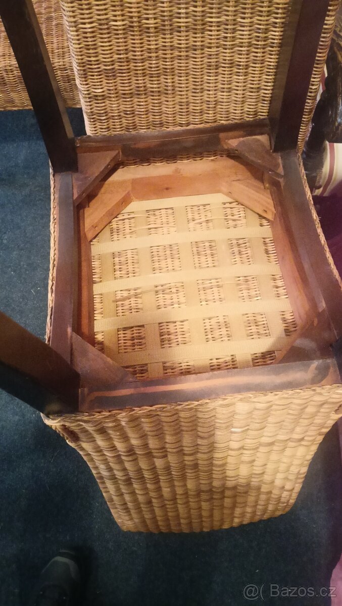 Ratanové židle.J 8/26. - 5