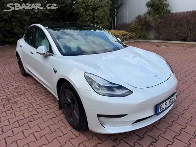 Tesla Model 3 Long Range,AWD,SOH 94%,75kWh,Záruka. - 5