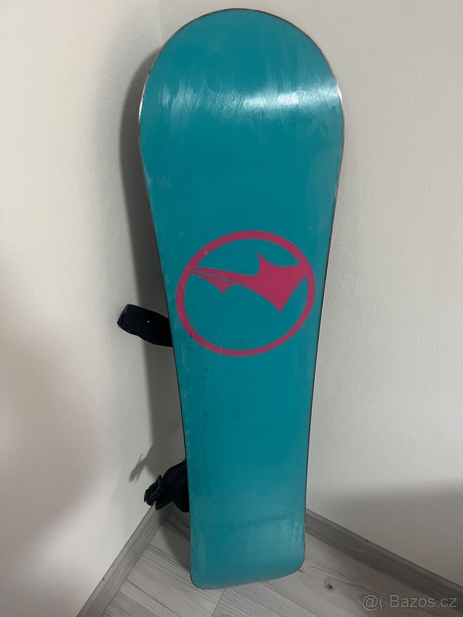 Prodám juniorské prkno TRANS PIRATES 130cm - 5