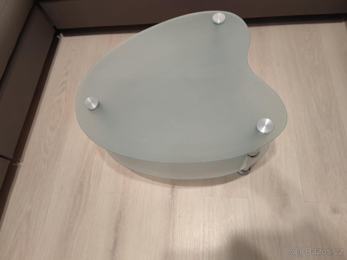 Konferenční odkládací stolek 2x - 5