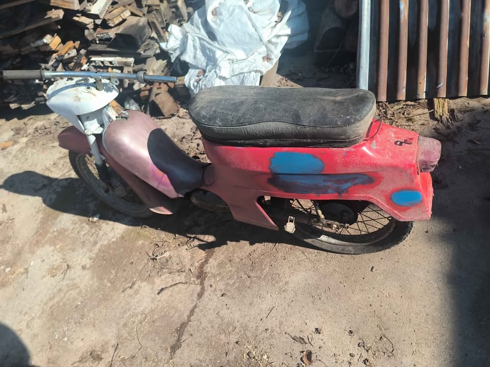 Jawa 250 350 panelák kývačka - 5
