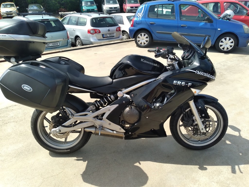 KAWASAKI ER6-F - 5
