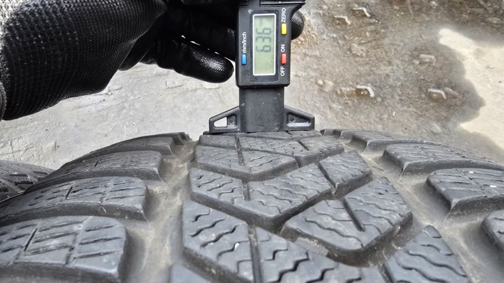 Zimní pneumatiky 255/45/19 Pirelli - 5