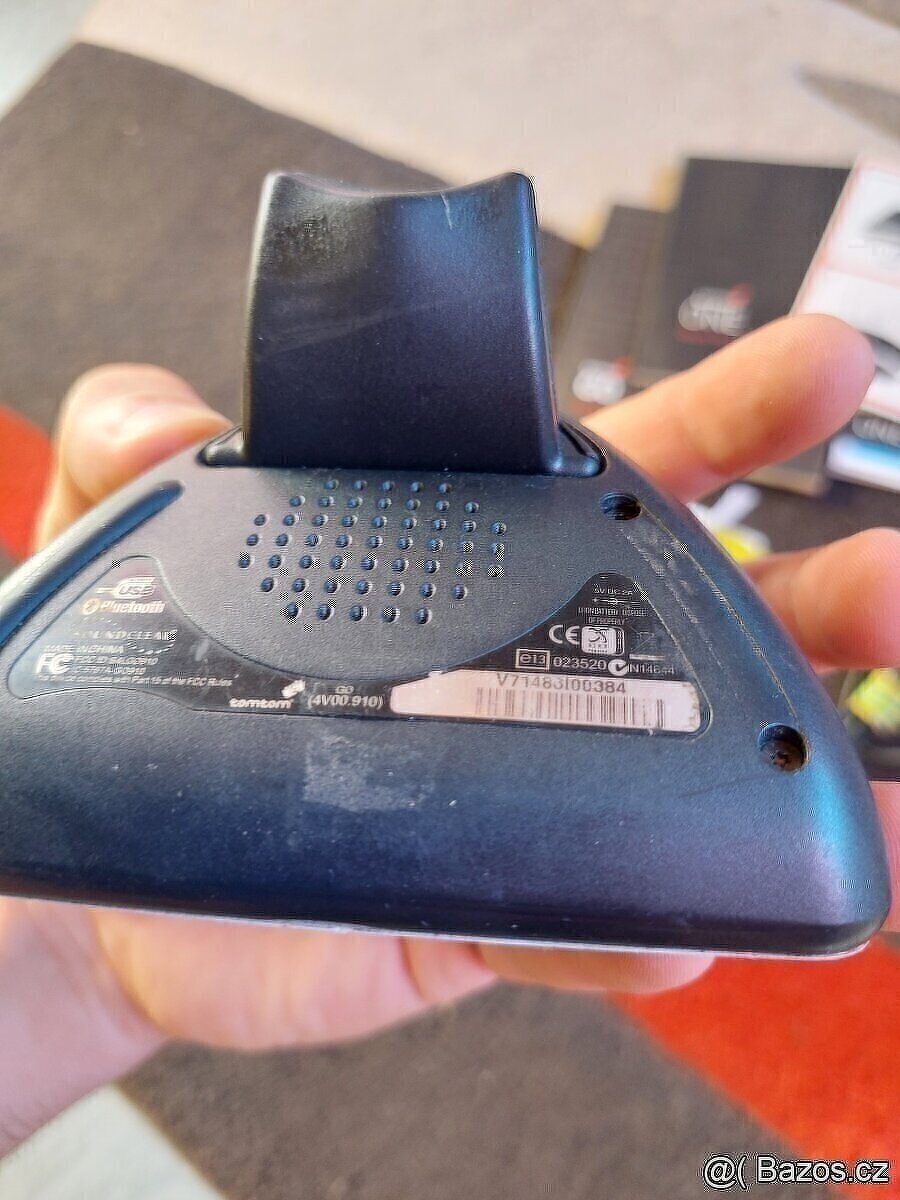 GPS navigace Tomtom - 5