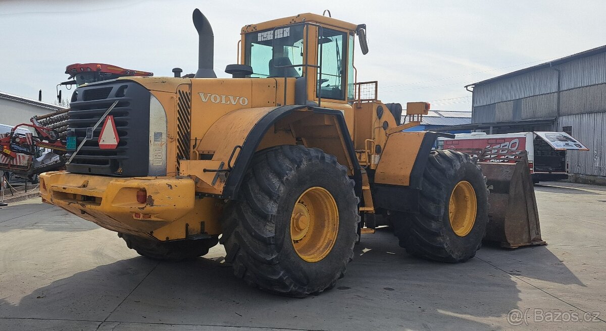 Nakladač VOLVO L180E rv 2002 - 5