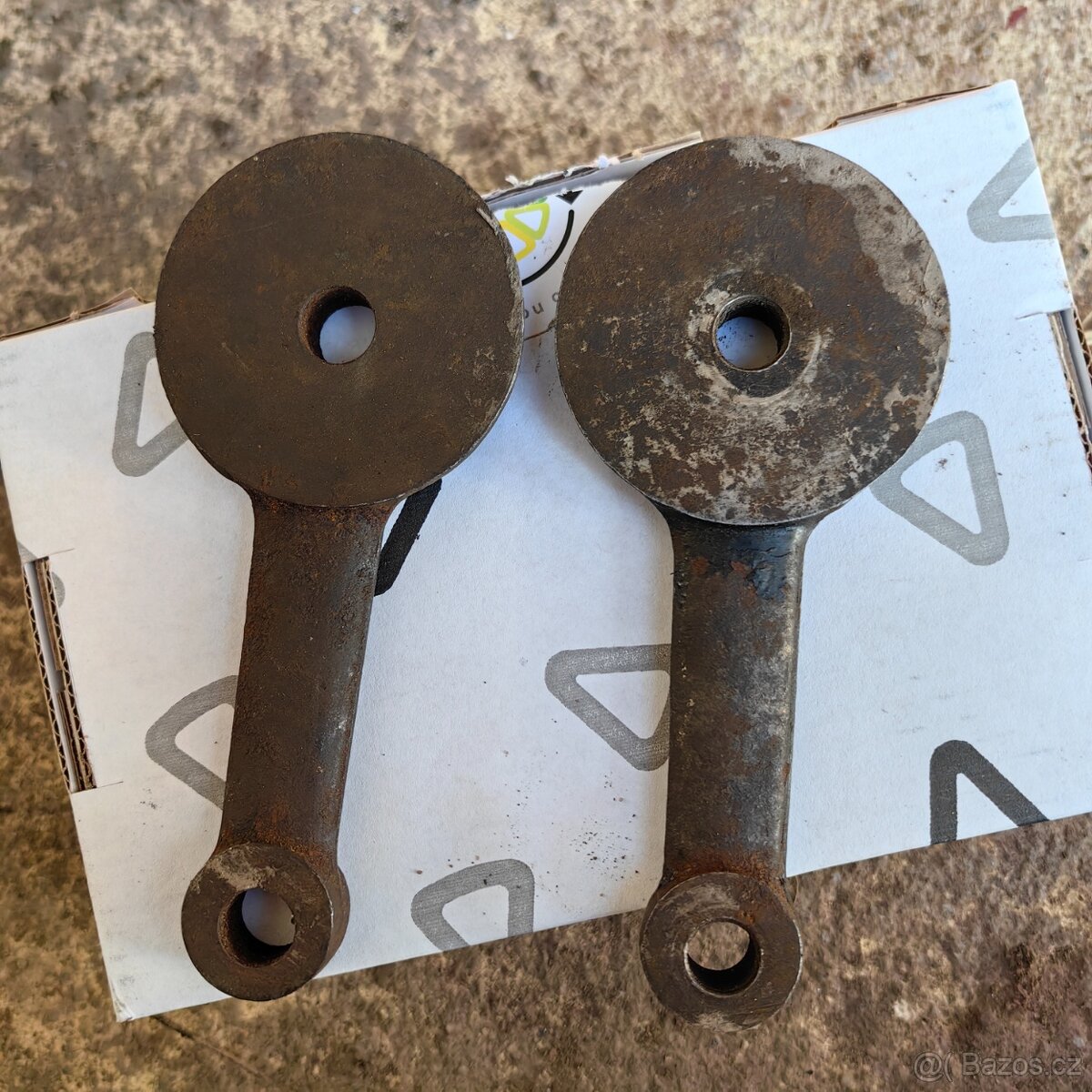 ČZ 175 předvalecna vahadla - 5