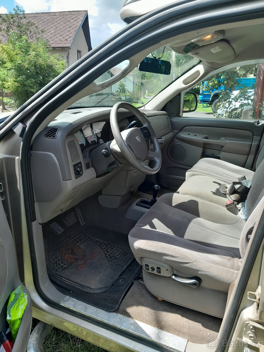 DODGE RAM 1500