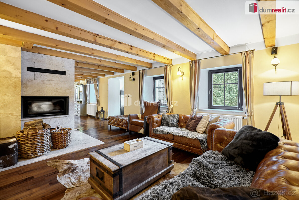 Dům s investiční příležitostí na pozemku 6.666 m2 v Krušných - 5