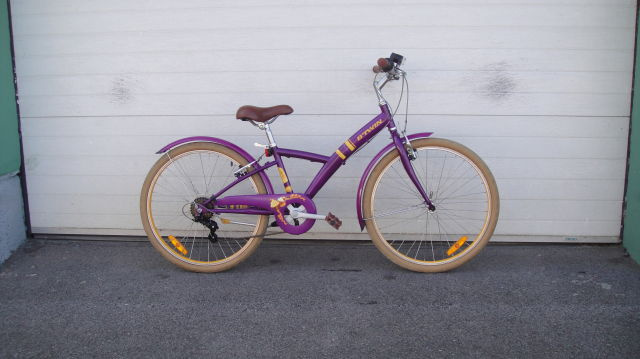 B-Twin Decathlon "24", nádherně zachovalé dětské kolo - 5