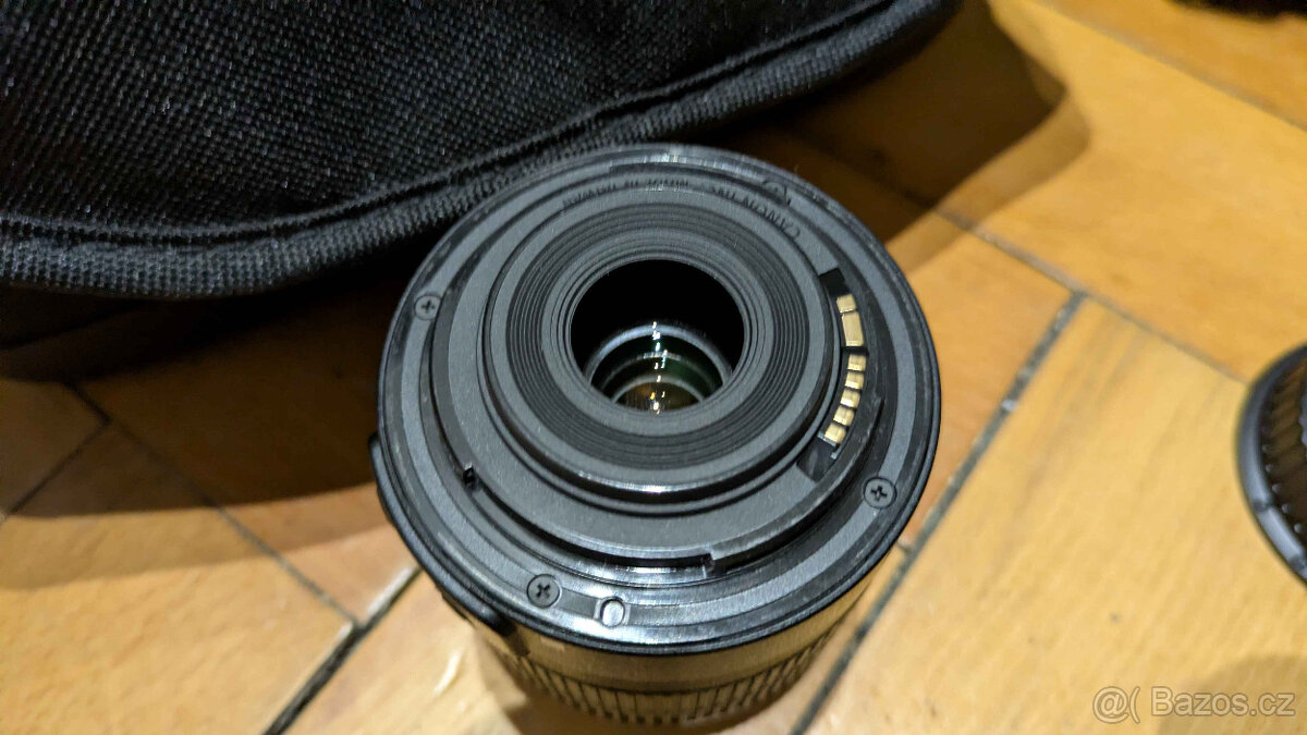 Canon EOS 2000D s vybavením - 5