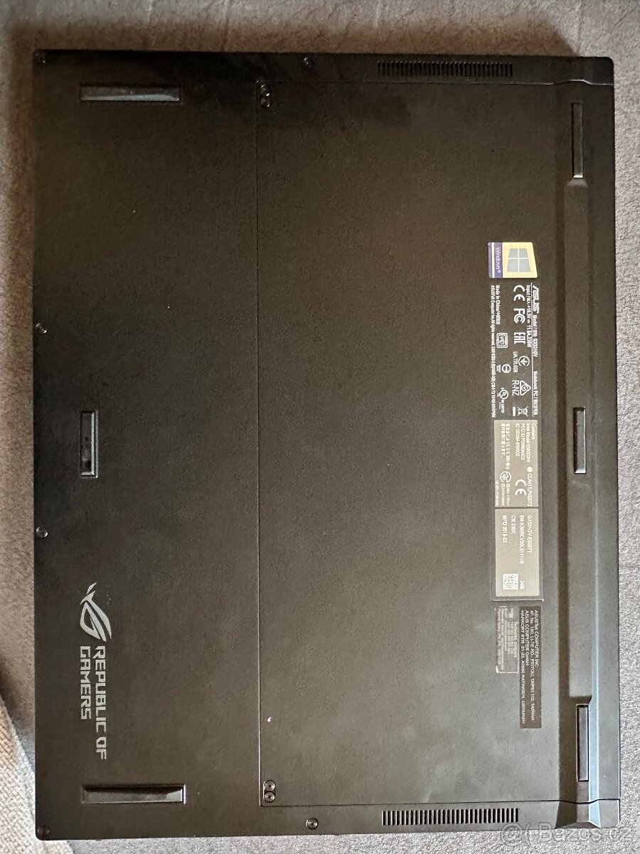 Asus ROG Zephyrus S - 5