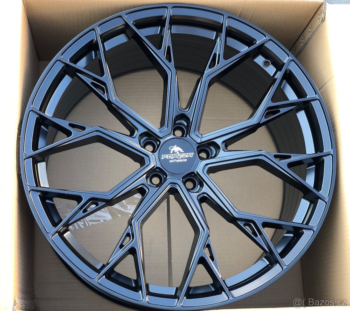 Alu kola 20” Forzza model Titan BLACK - 5