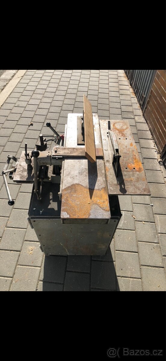 Kombinovaná litinová hoblovka, dlabačka, pila - 5