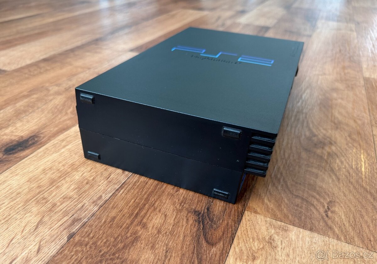 Sony Playstation 2 FAT (SCPH-30004R) černá - 5