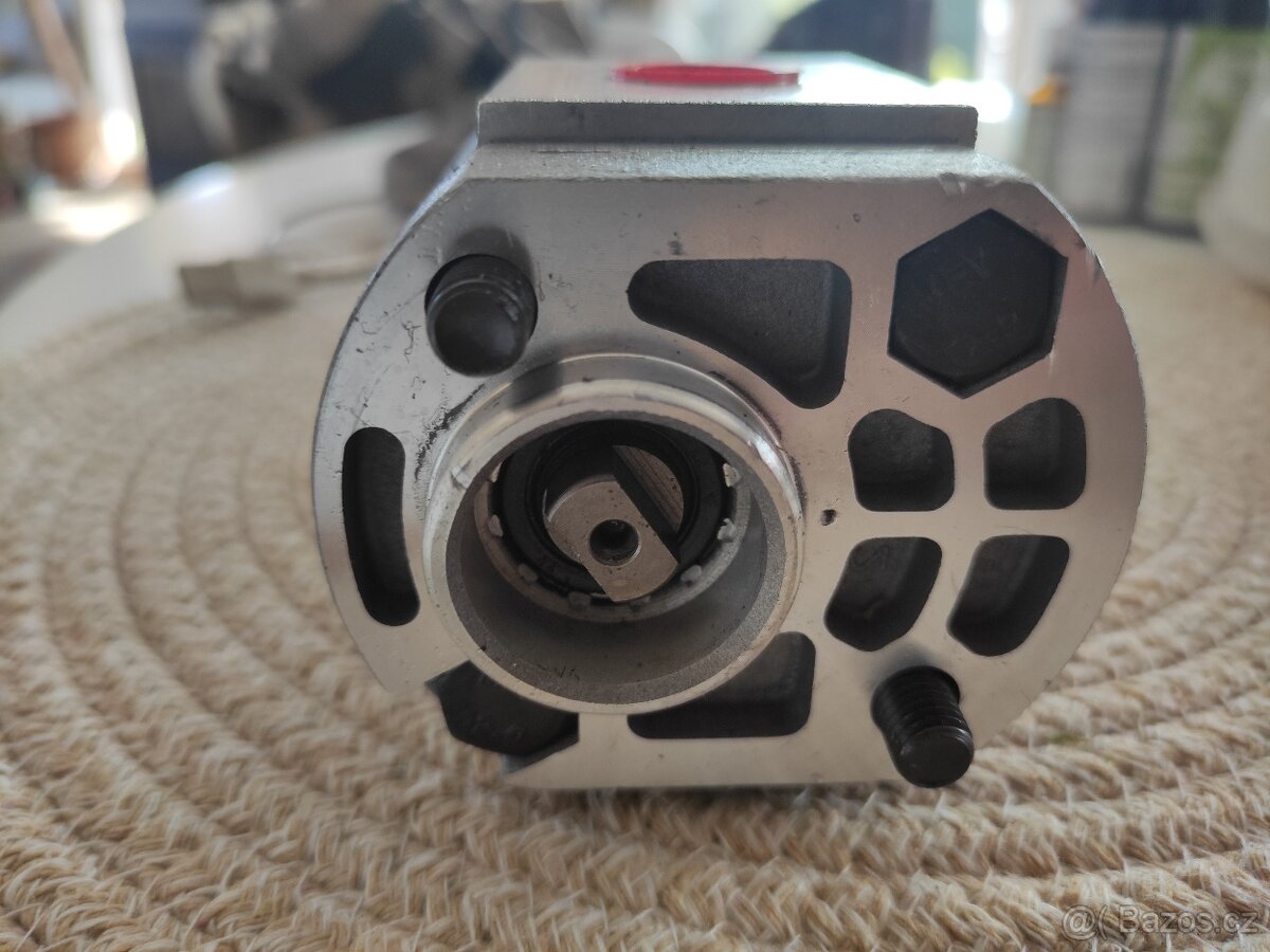 hydraulické čerpadlo - 5