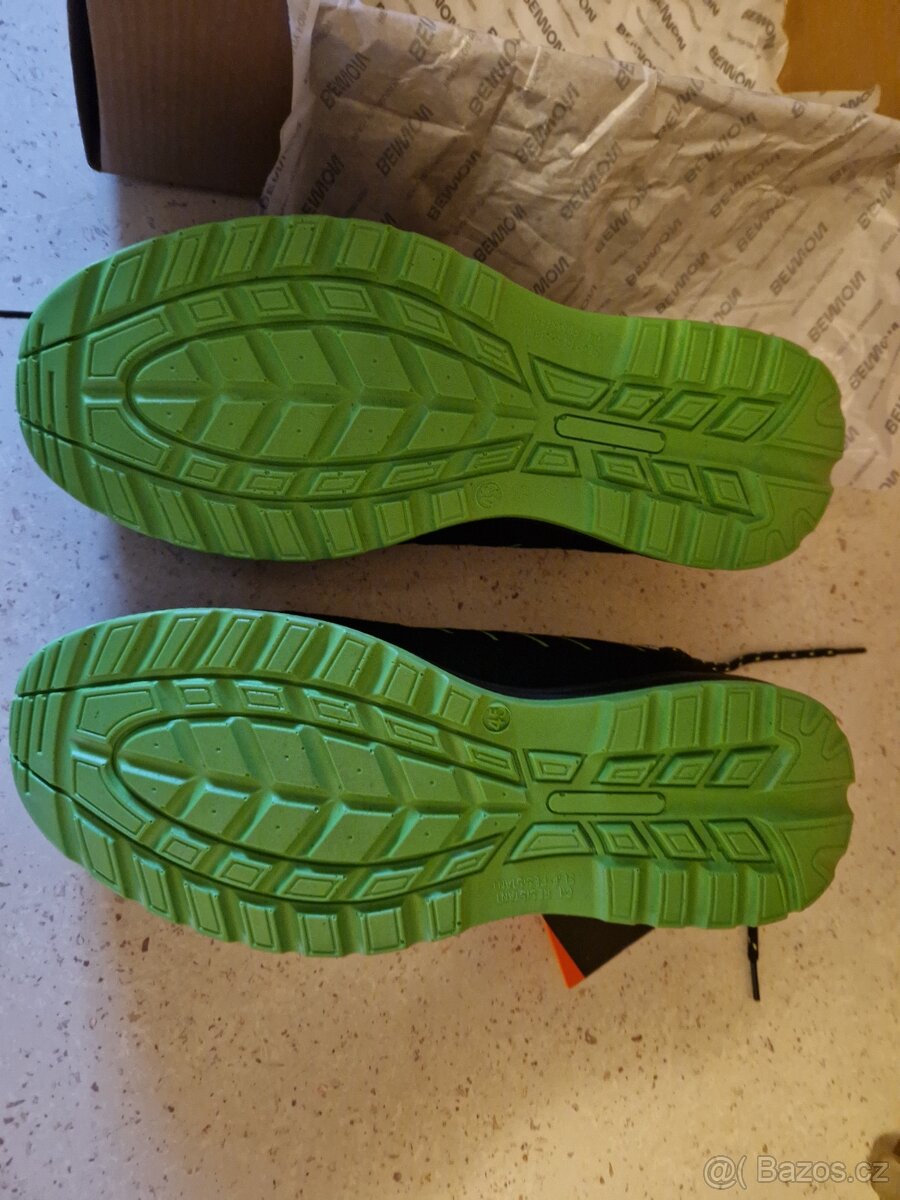 Pracovní obuv Bennon, nová, vel. 45 - 5