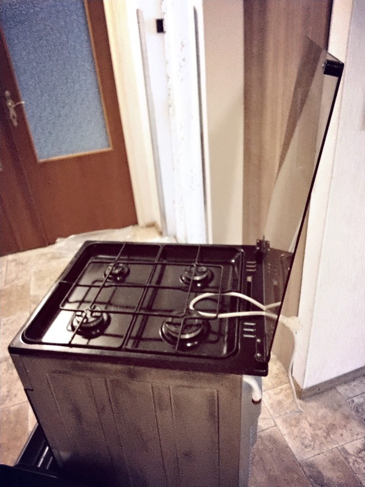 PRODÁM KUCHYŇSKÝ SPORÁK - 5