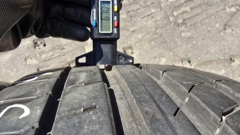 Letní pneu 225/40/18 Continental - 5