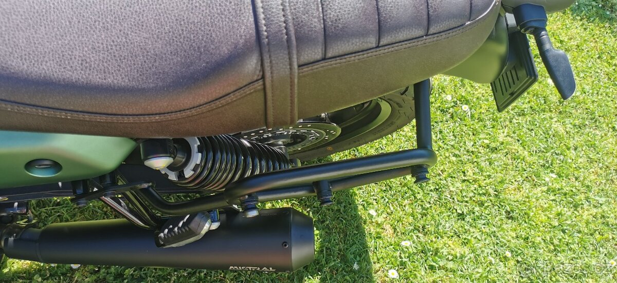 Moto Guzzi V 7 Stone Centenario - 5