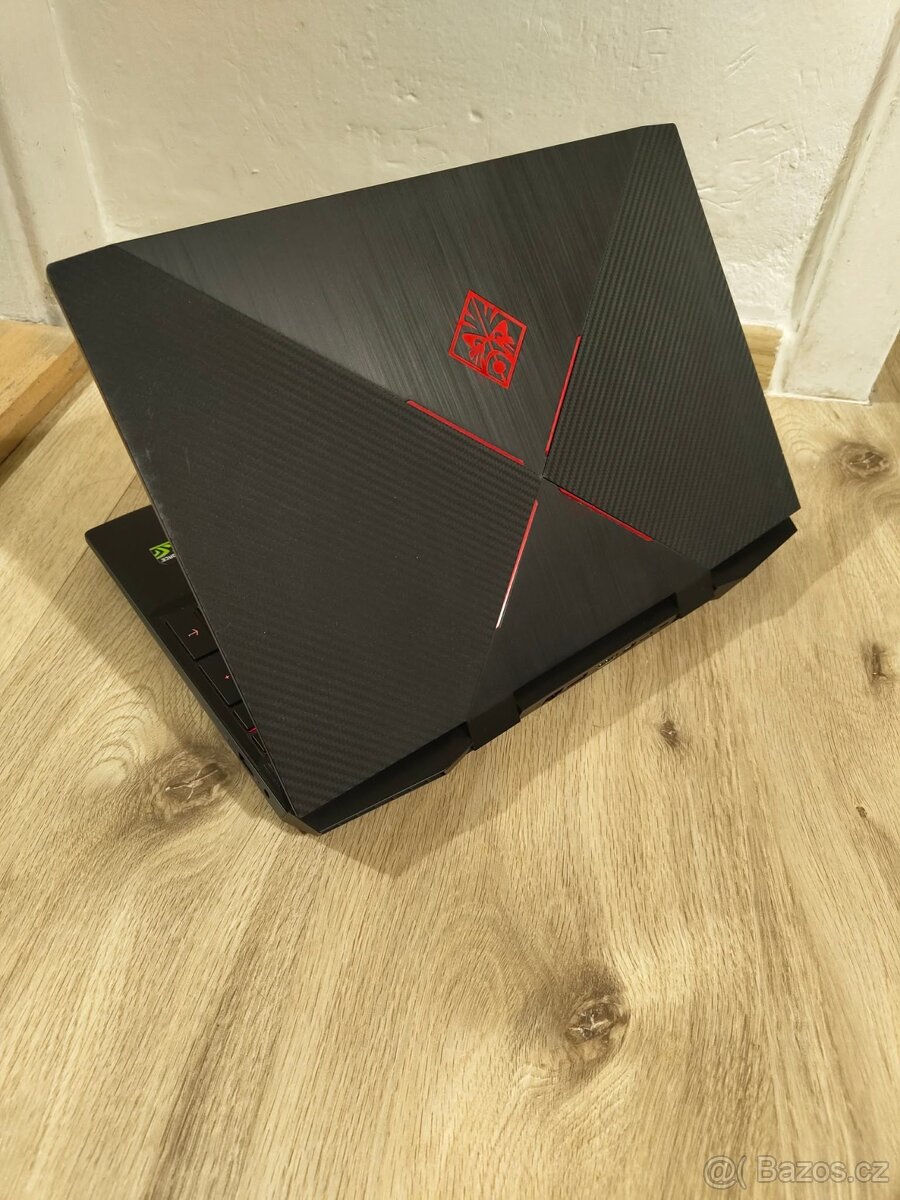 Prodám herní notebook HP Omen - 5