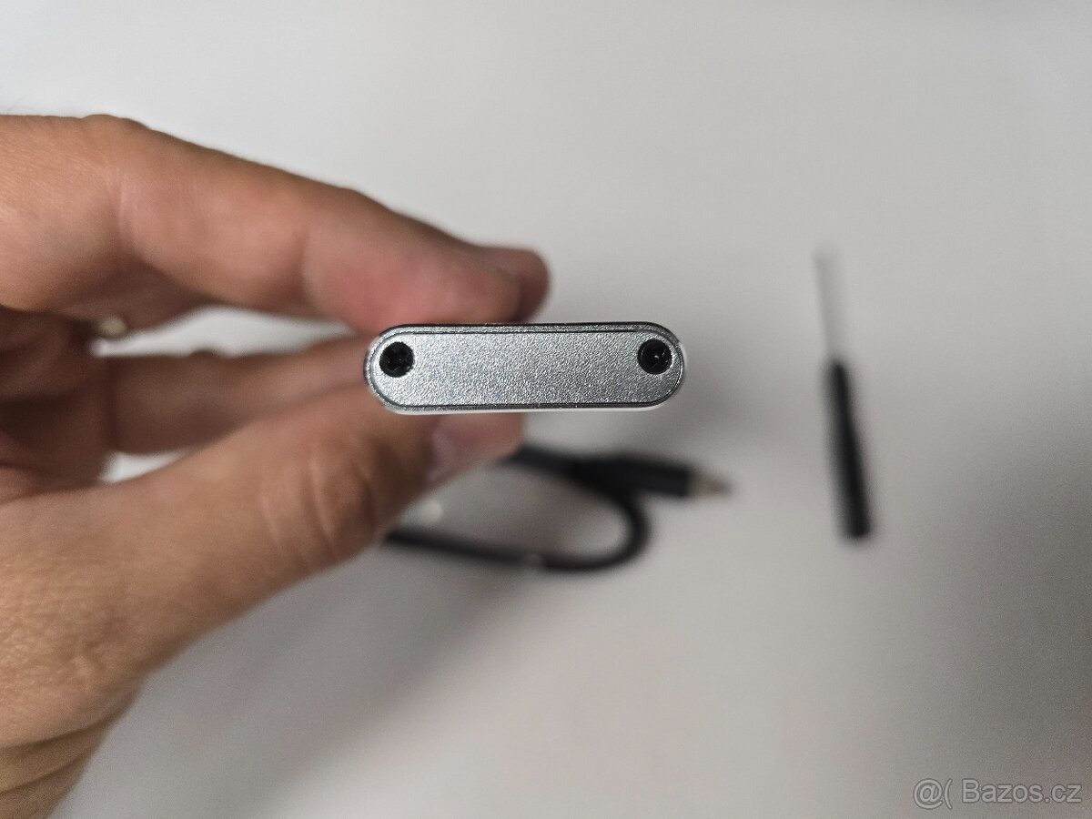 USB adaptér pro M.2 NVME SSD šedý nový - 5