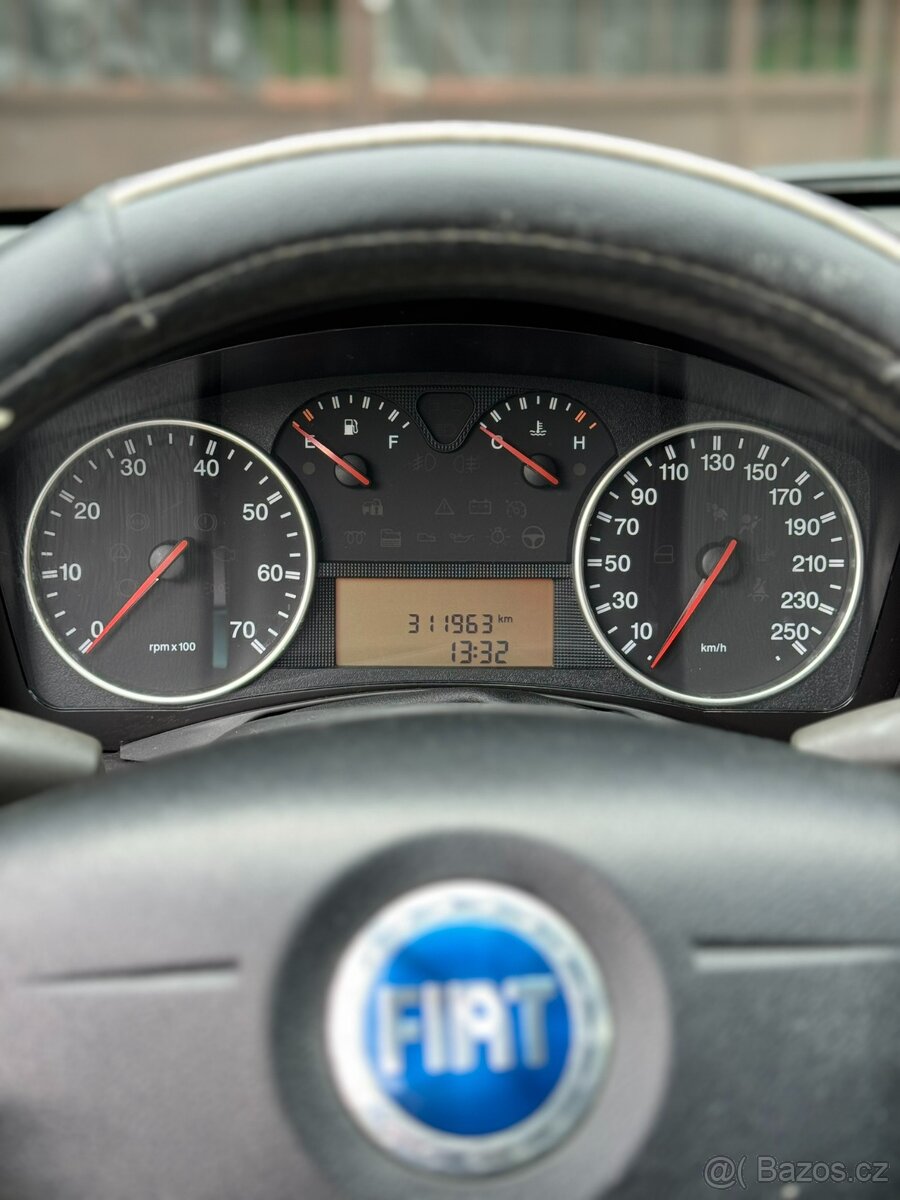 Fiat Croma 2.0 TDI manuál 6ti - 5