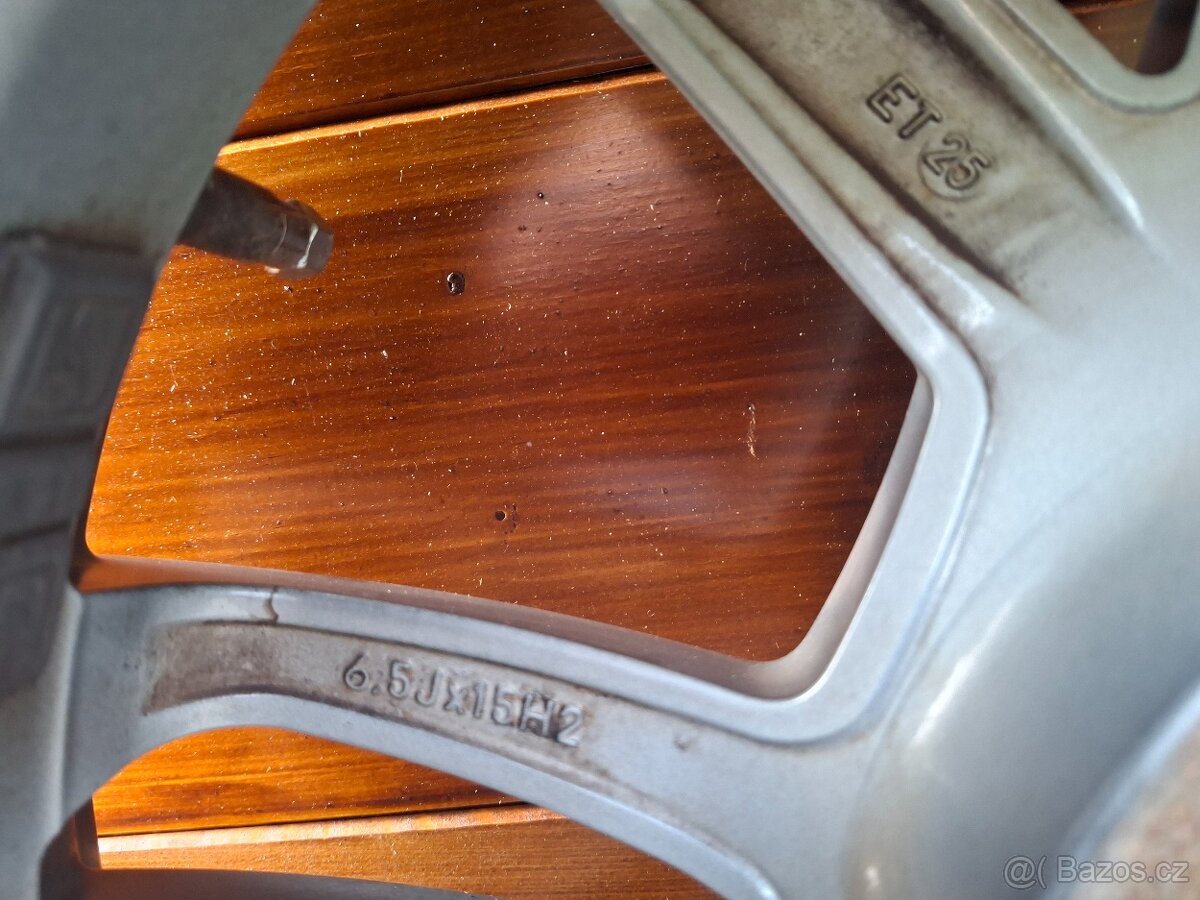 ALU disky Citroen C4 6,5Jx15H2 ET25, pneu 195/65 R15 - 5