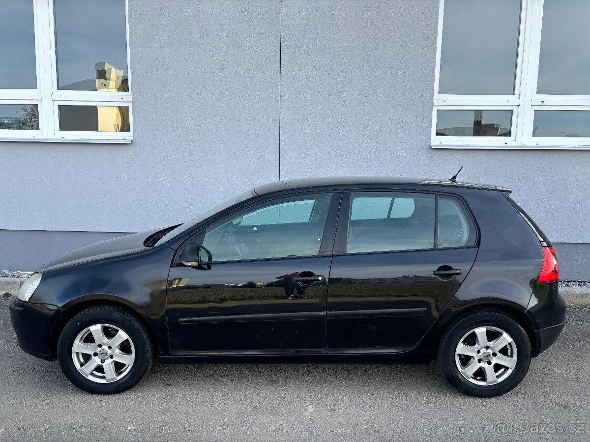 Volkswagen Golf V 1.4i - 5