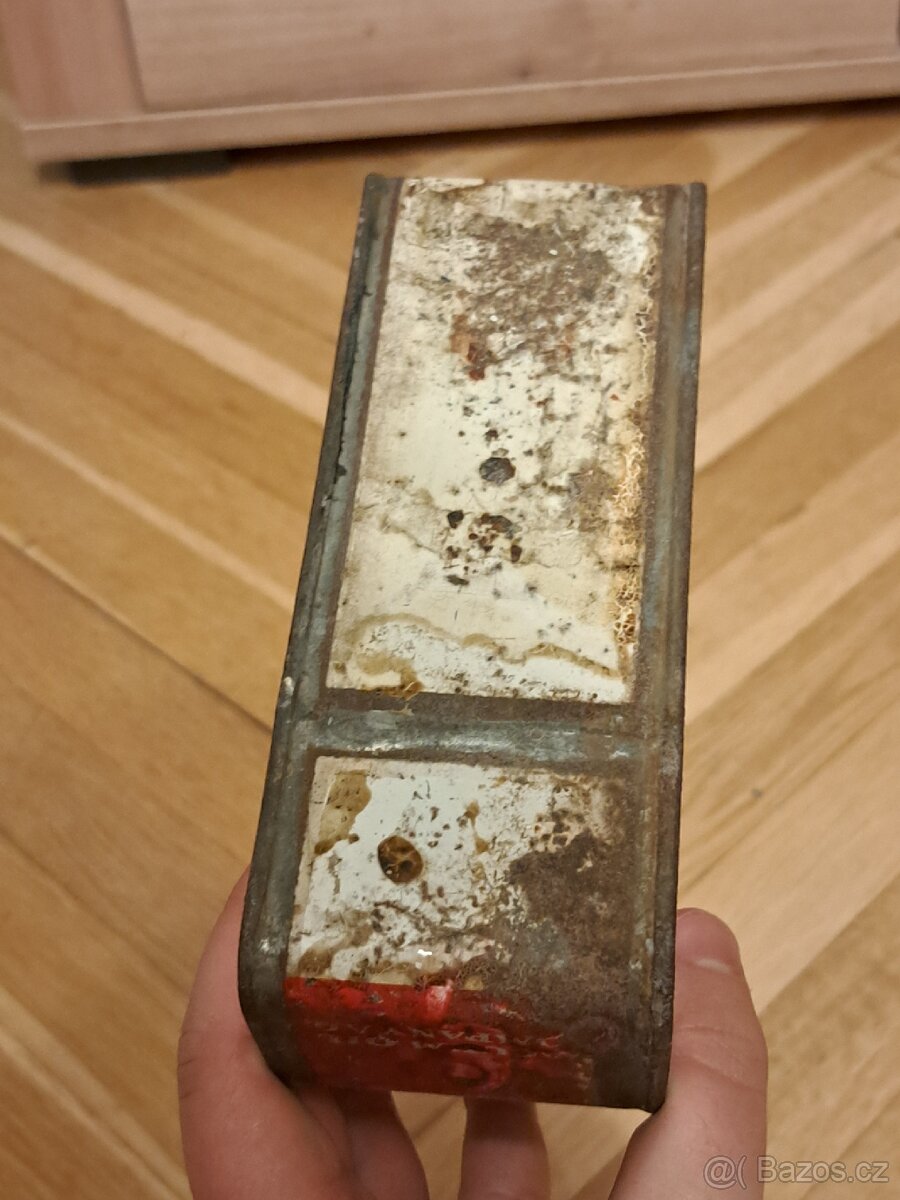 Trojhranná/trojúhelníková plechovka MOBILOIL - 5