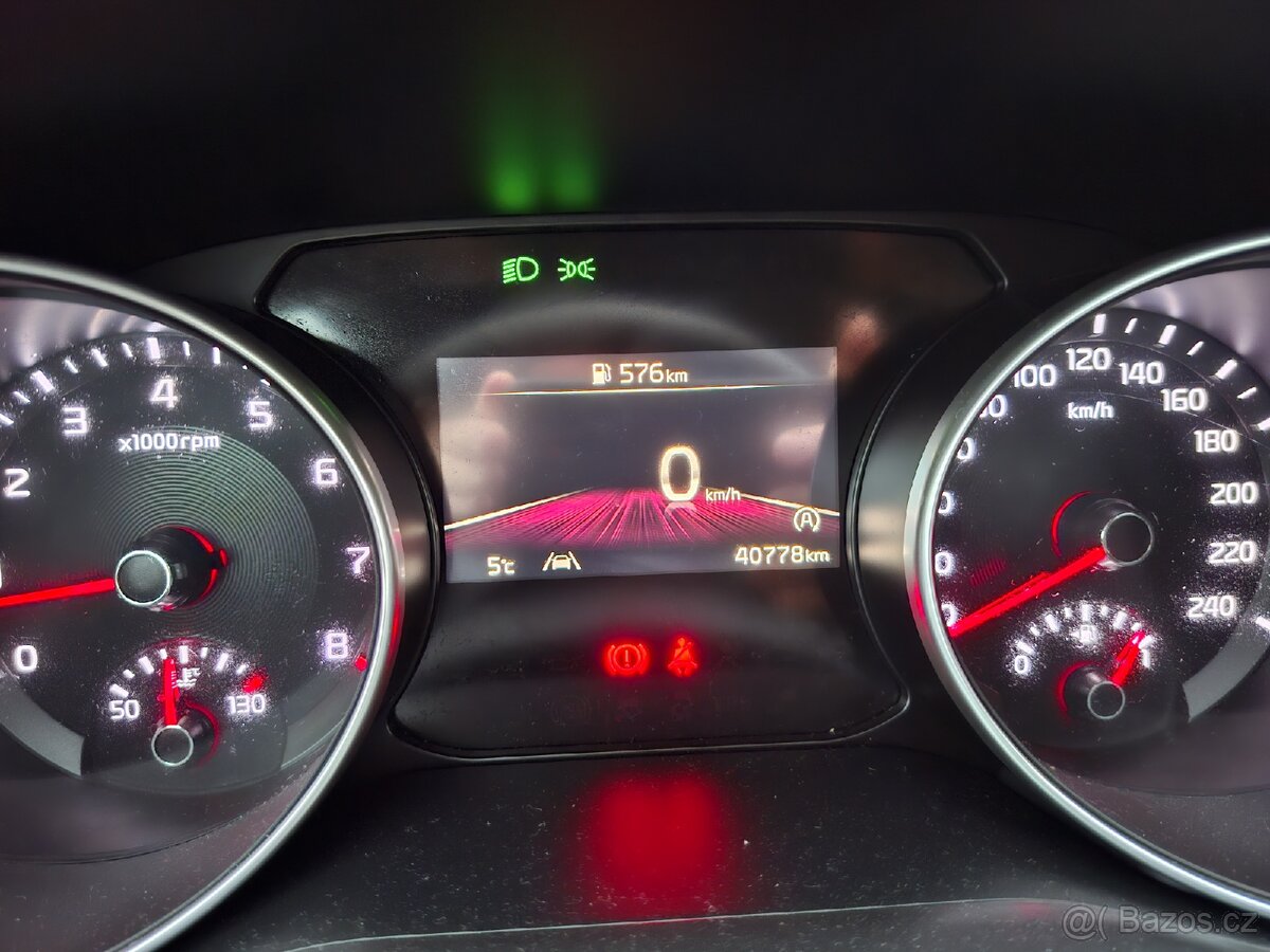 Kia ceed sw spin - 5