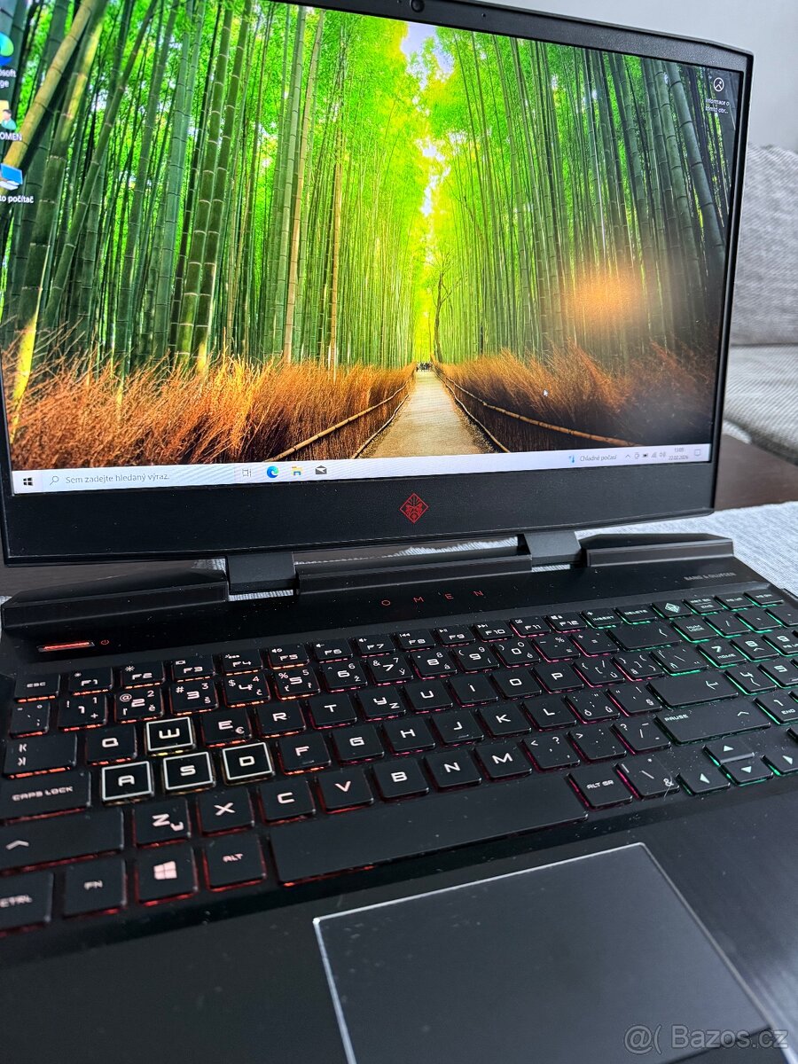 HP Omen 15,GTX 1050 4gb,I5 8300H - 5