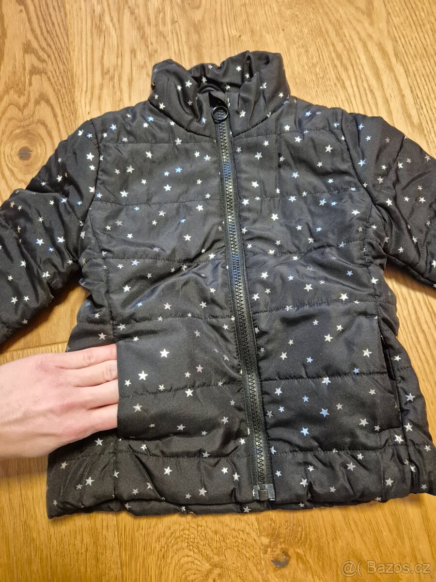 Bunda H&M černá s hvězdičkami, vel. 92 - 5
