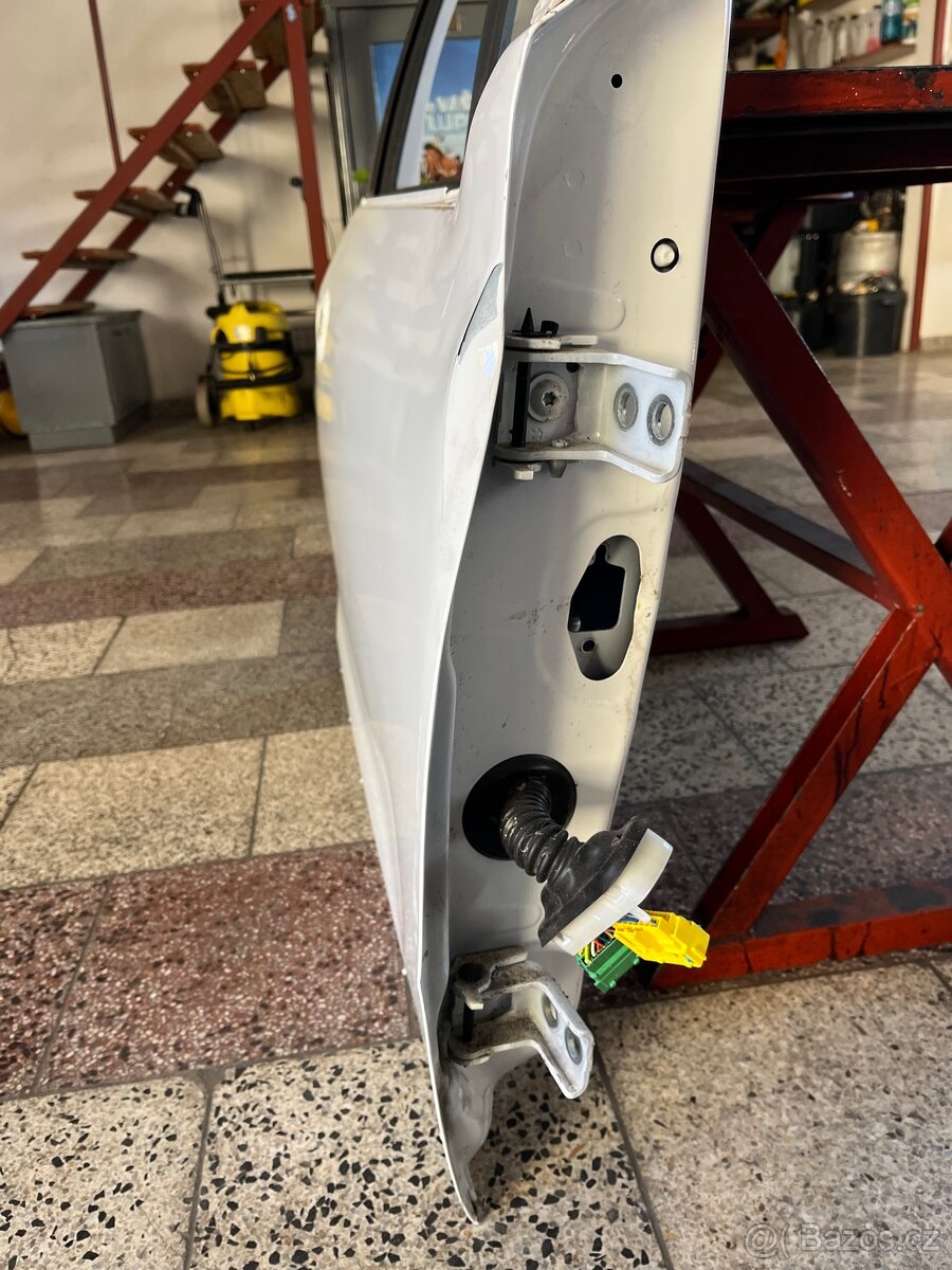 Peugeot 2008 pr. př. dveře - 5