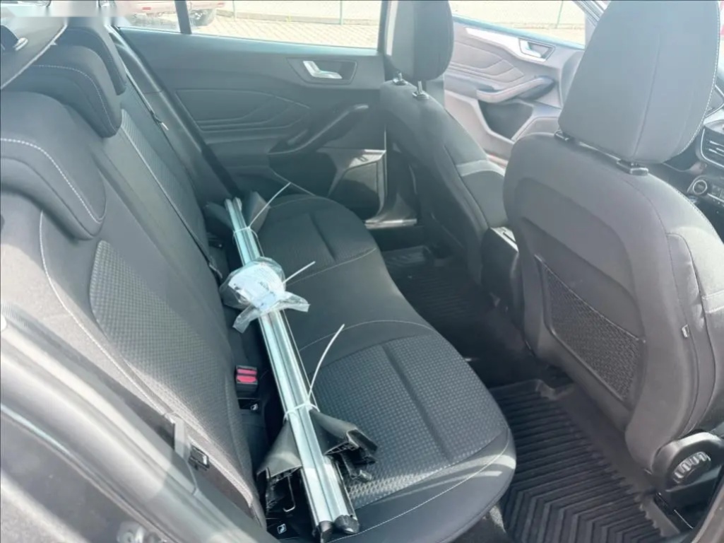 Ford Focus, 1,0 1 majitel ČR - 5