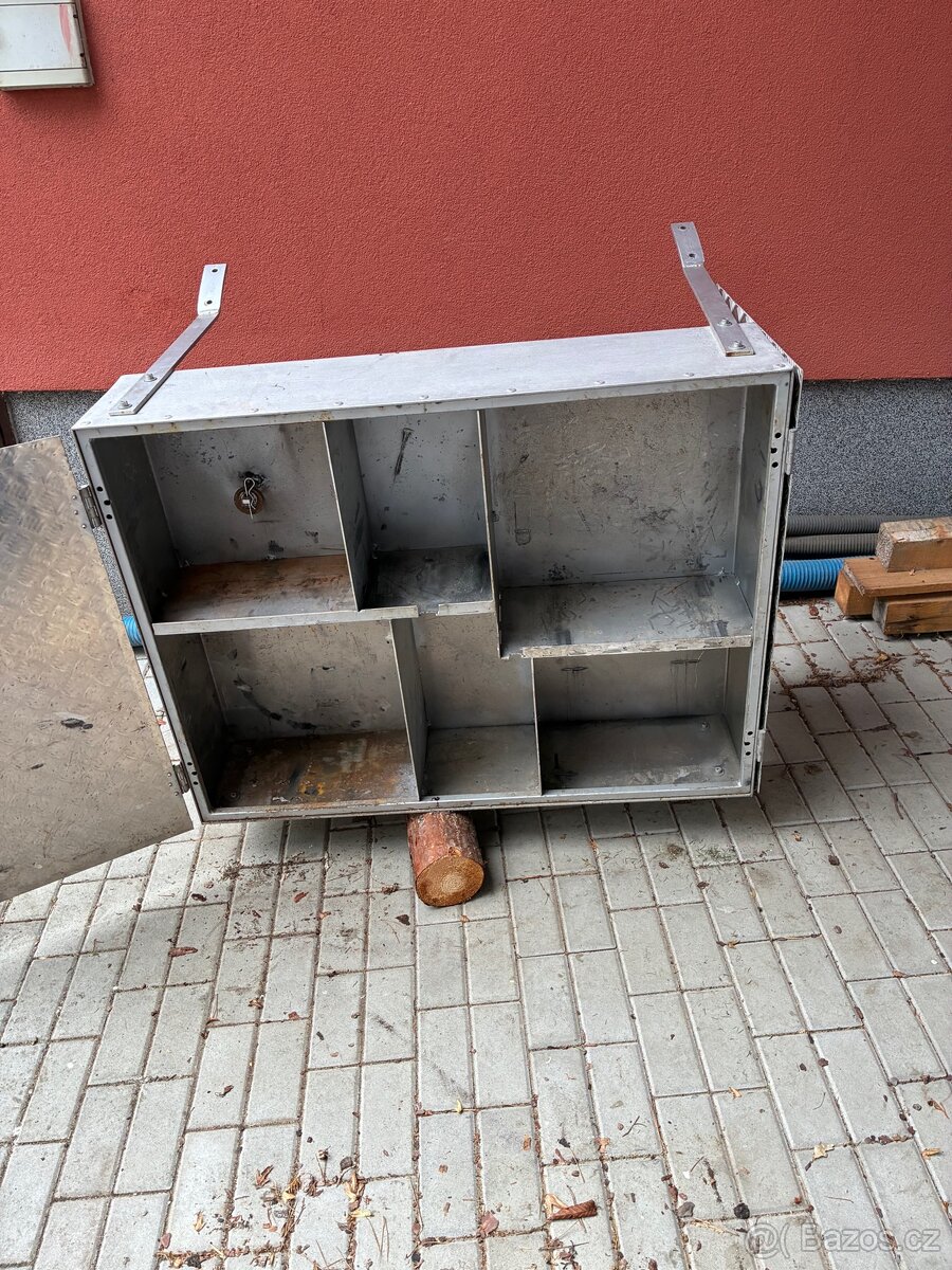 Dílenská skříň - 5