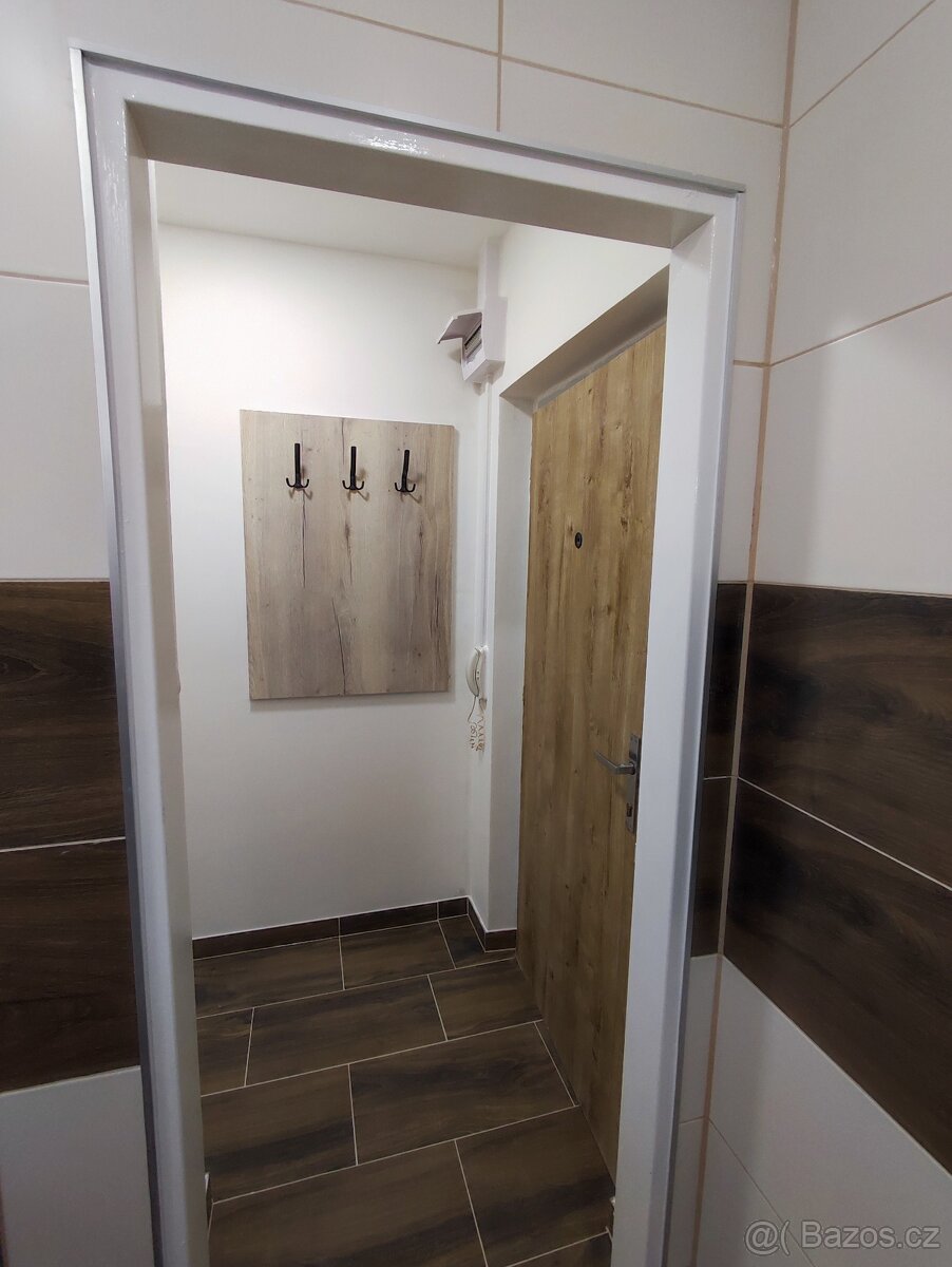 Pronájem bytu Chodov u Sokolova 1kk - 5