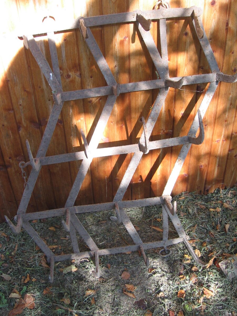 brána, hrobkovač, závěs, rám na brány - 5