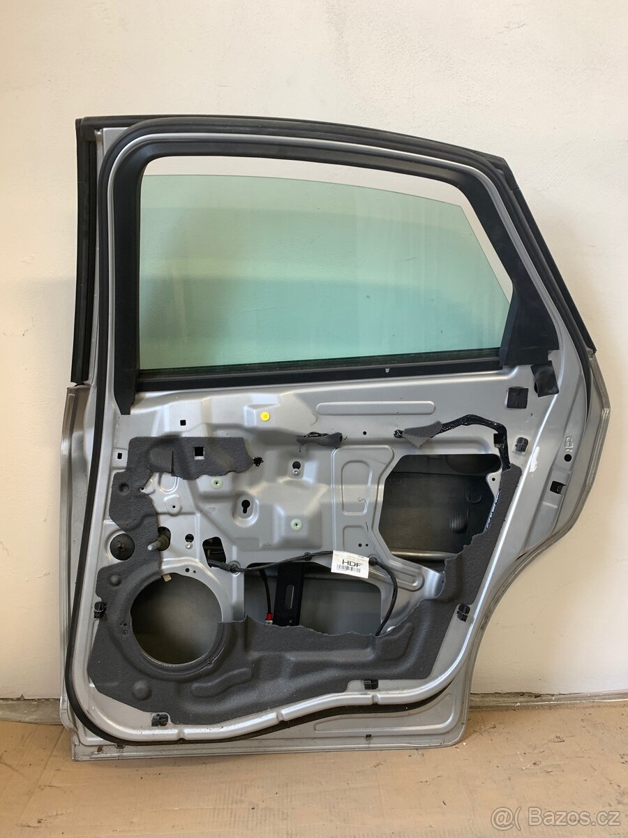 Ford Mondeo Mk4 sedan, PZ dveře - 5