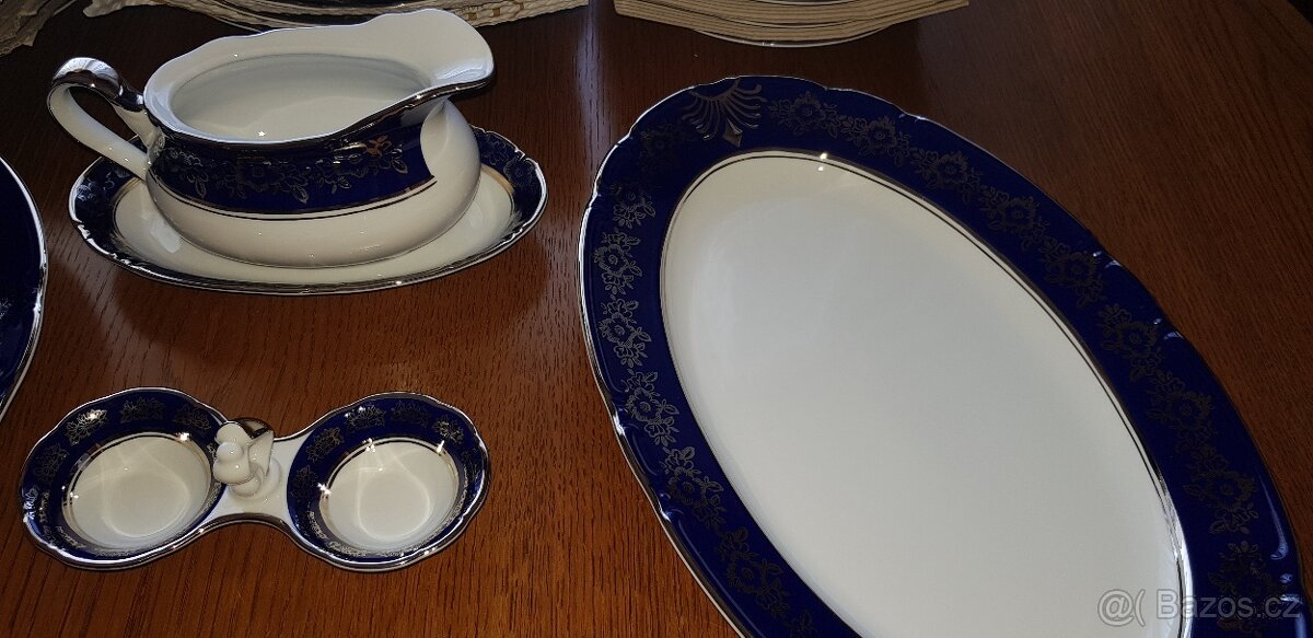 Jídelní servis s modrým lemem Constance Thun - 5