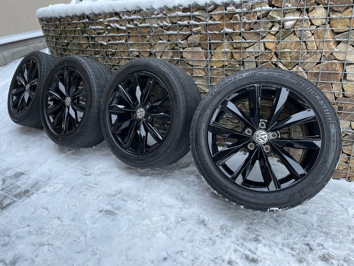 VW Springfield R18, letní Bridgestone 255/45 Multivan - 5