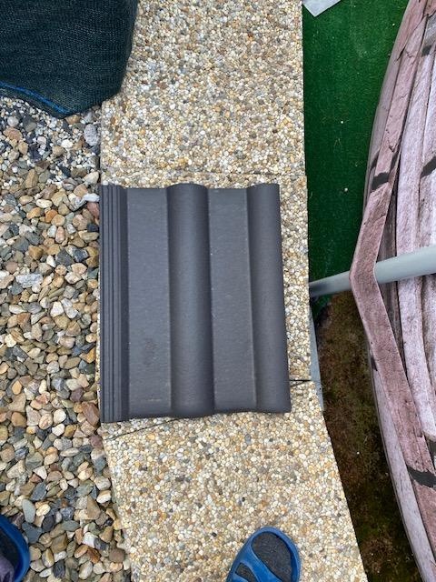 Prodej a pronajem - 5