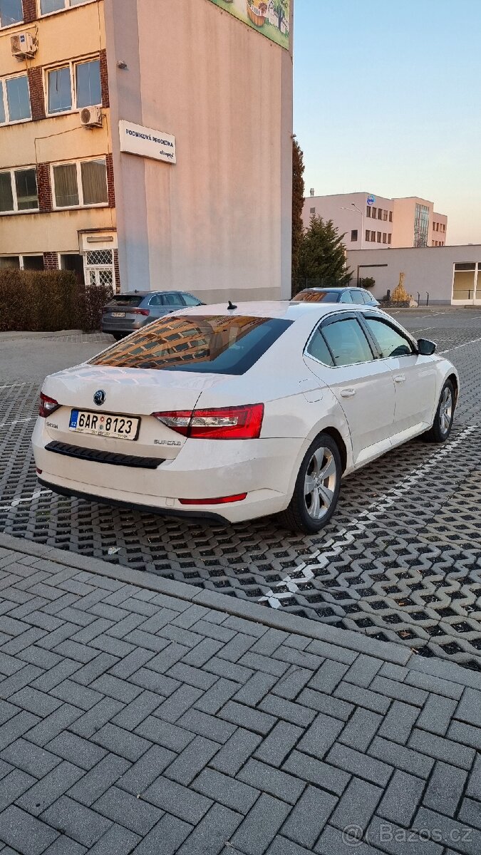 Škoda Superb 2018 - 5