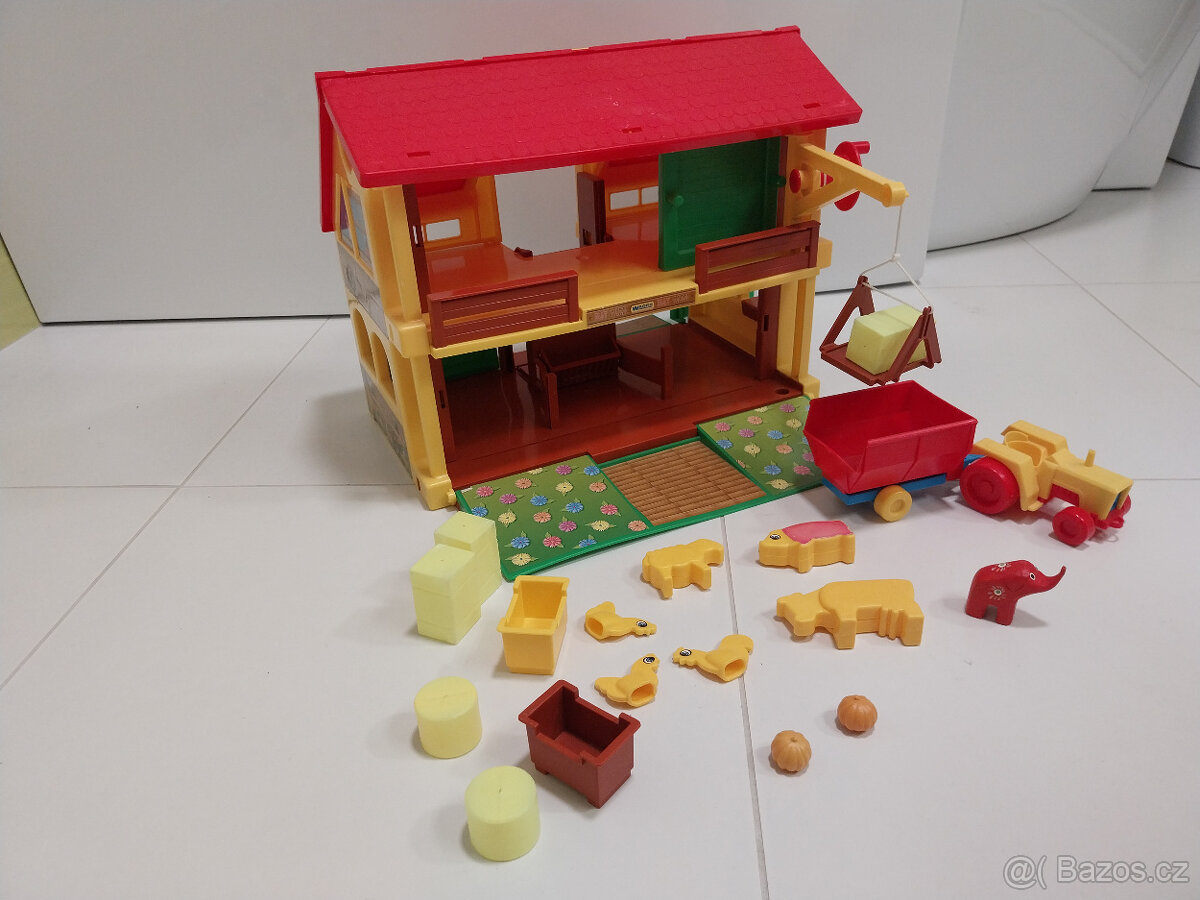 Farma, domeček s traktorem a se zvířátky - 5