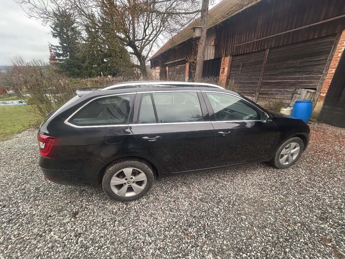 ŠKODA OCTAVIA 3 LIFT 1.4TSI 110KW DSG R.9/2017 129000KM - 5
