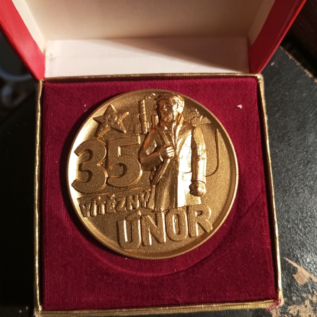 Vyznamenání, odznaky ČSSR - 5