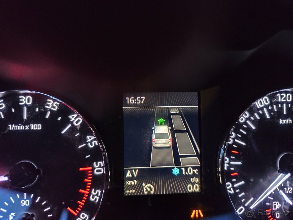 Škoda Octavia lll combi tdi - 5