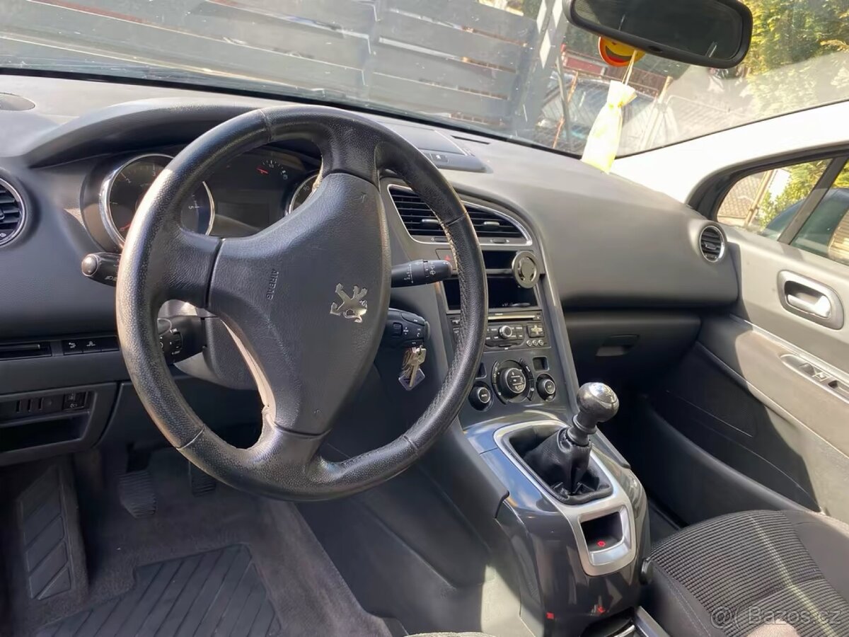 Čištění interiéru vozidel - 5