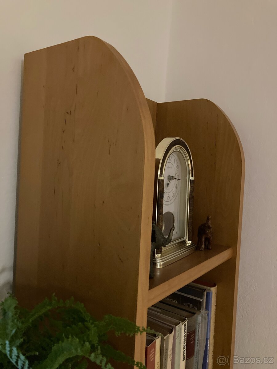 Obyvaci stena šířka cca 3,4m - 5