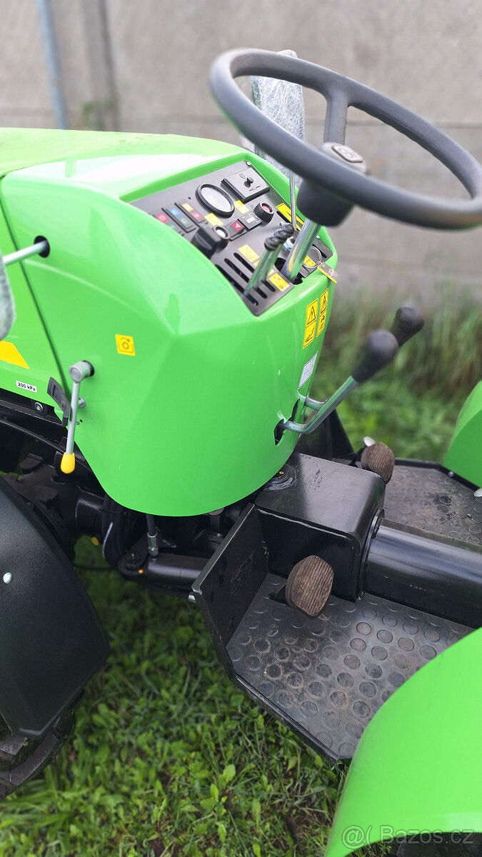 malotraktor WINEA 26 LD Comfort zánovní stav - 5