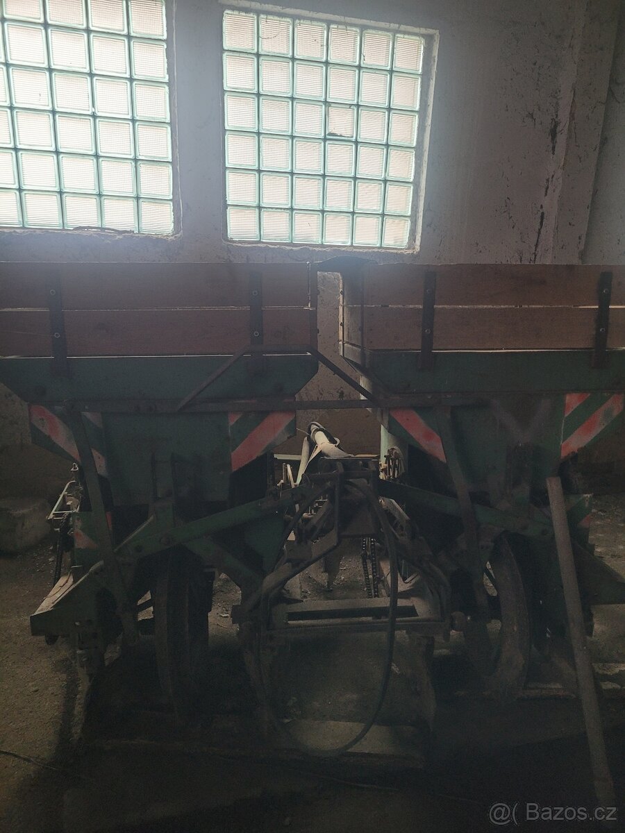 Sazeč na brambory - 5